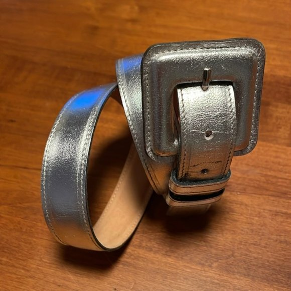 Vintage Saks Fifth Avenue Silver Leather Belt Sz Large Very good Condition! - Picture 4 of 5